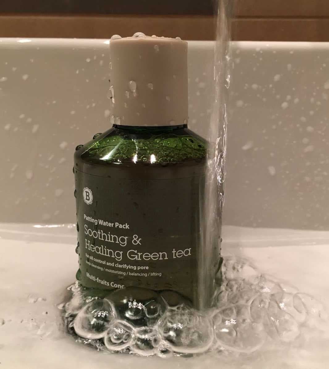 Patting Splash Mask Soothing & Healing Green Tea di Blithe