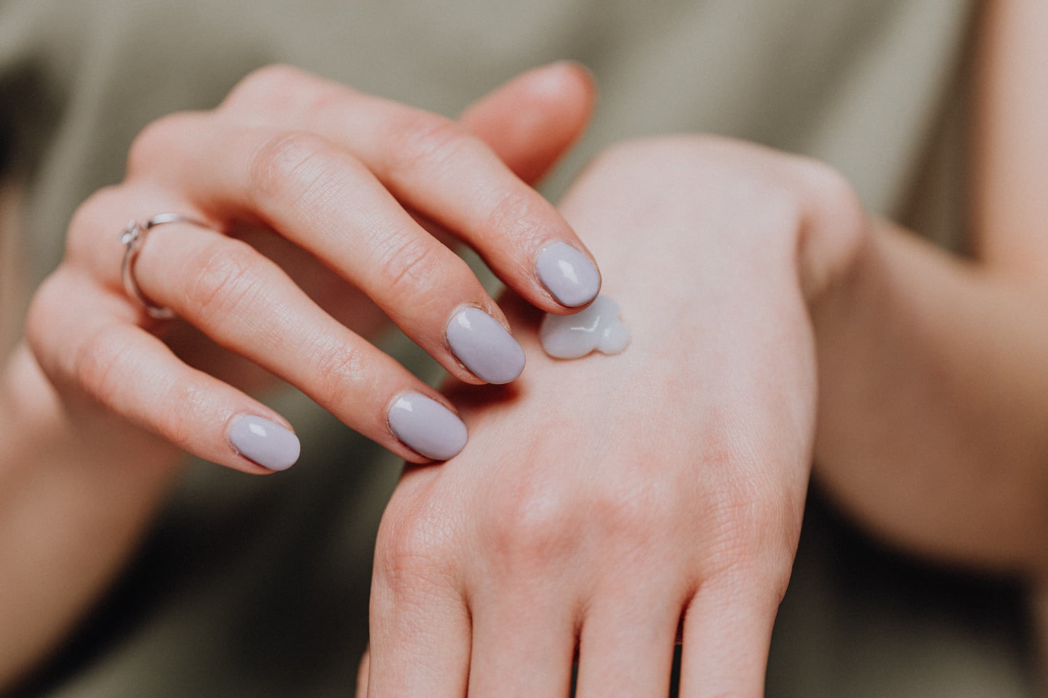 Beauty routine mani in 7 step